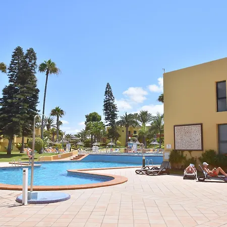 Book Jet - Beautiful Garden & Pool *